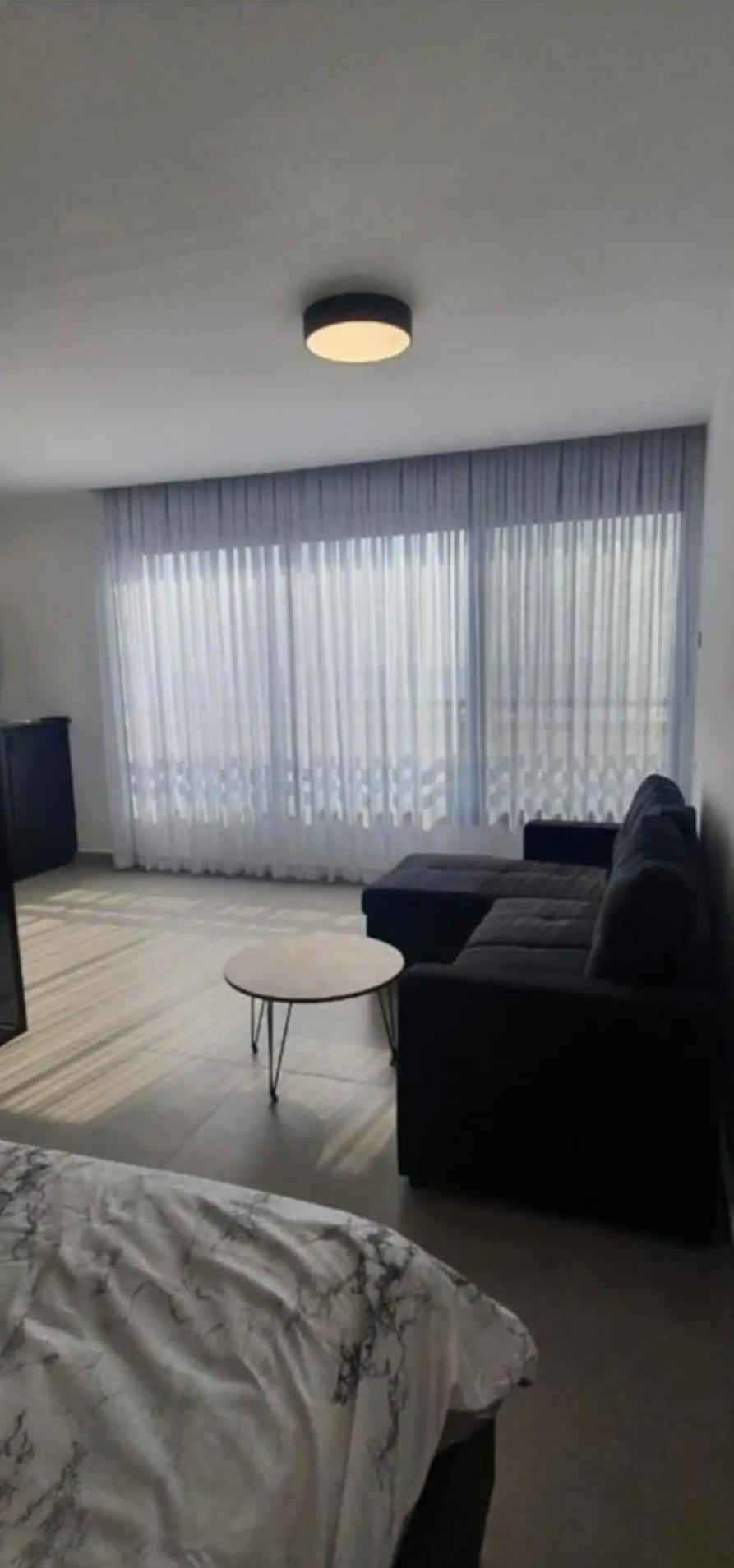 Ryo 11 דירת נופש חדשה על חוף הים נוף לים Leilighet Bat Yam Eksteriør bilde